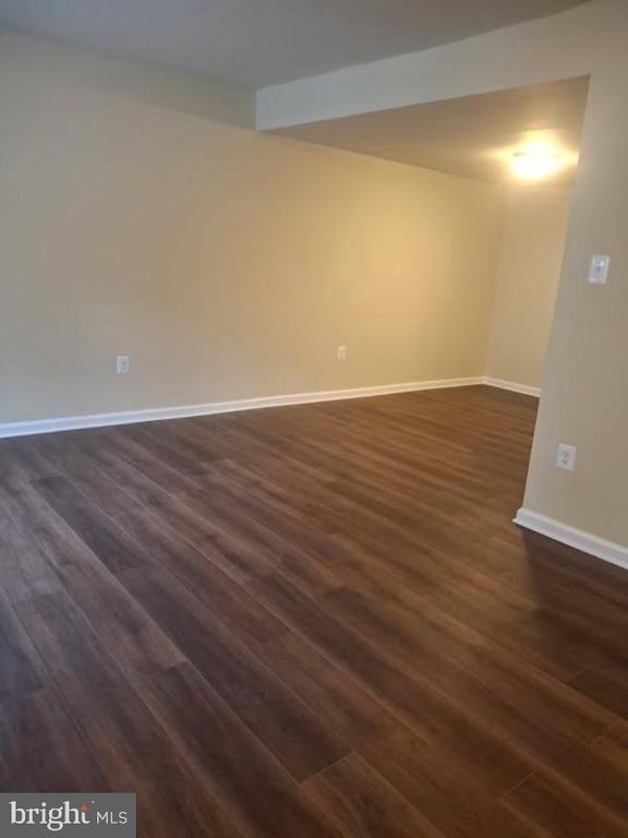 Chadwick Ter, Temple Hills, MD 20748