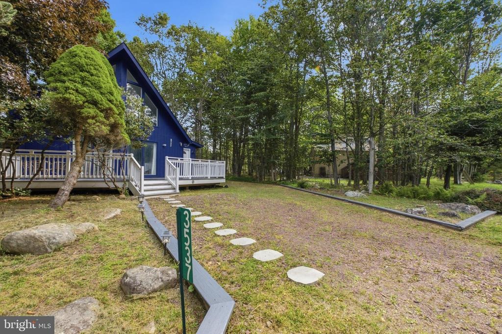 Peak Dr, Tobyhanna, PA 18466 #1