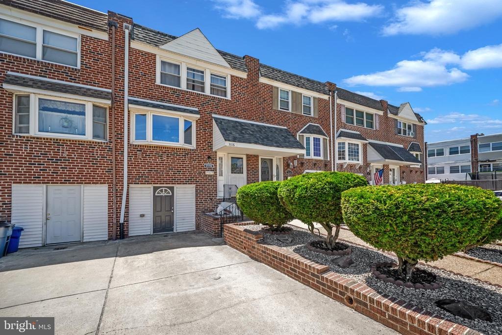 Holly Rd, Philadelphia, PA 19154 #1