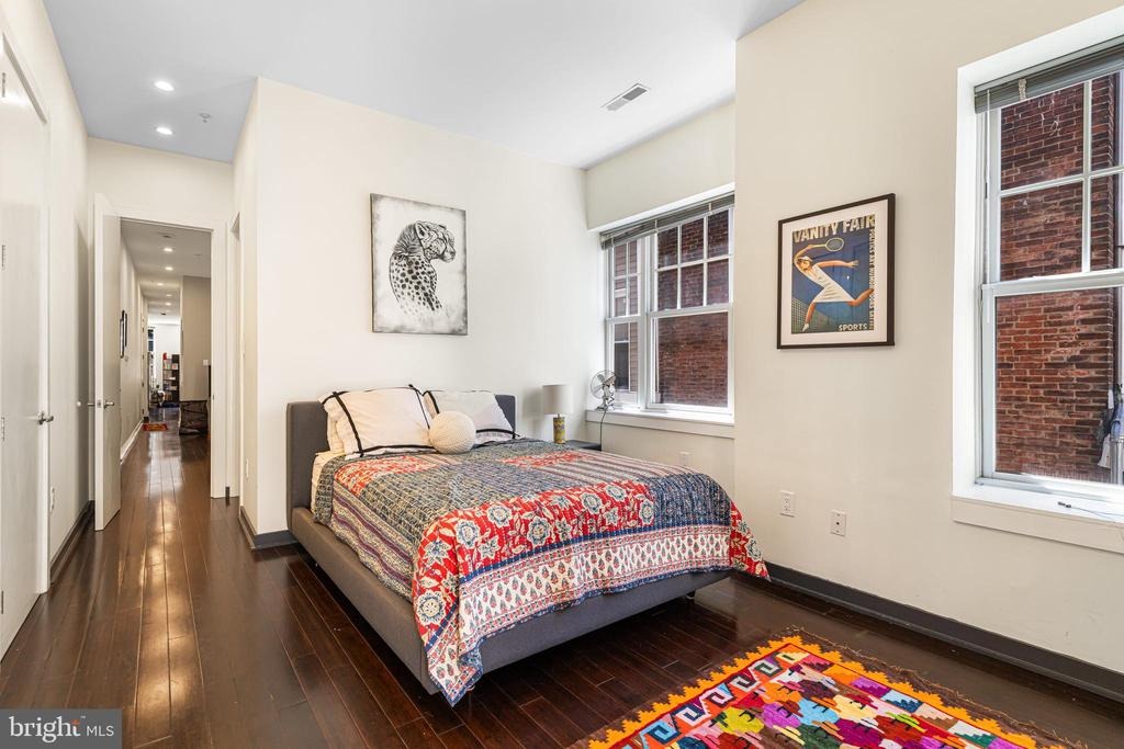 Pine St, Philadelphia, PA 19106 #1