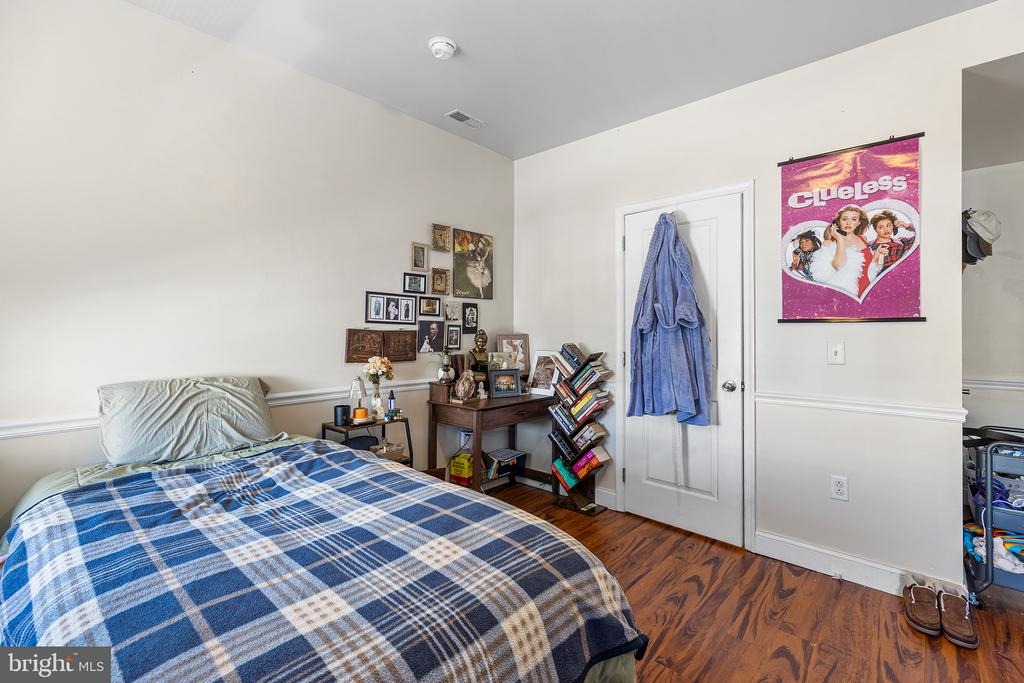 16th St, Philadelphia, PA 19121