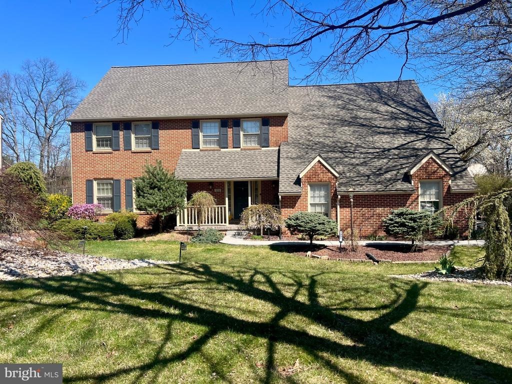 Duxbury Ct, Allentown, PA 18104 #1