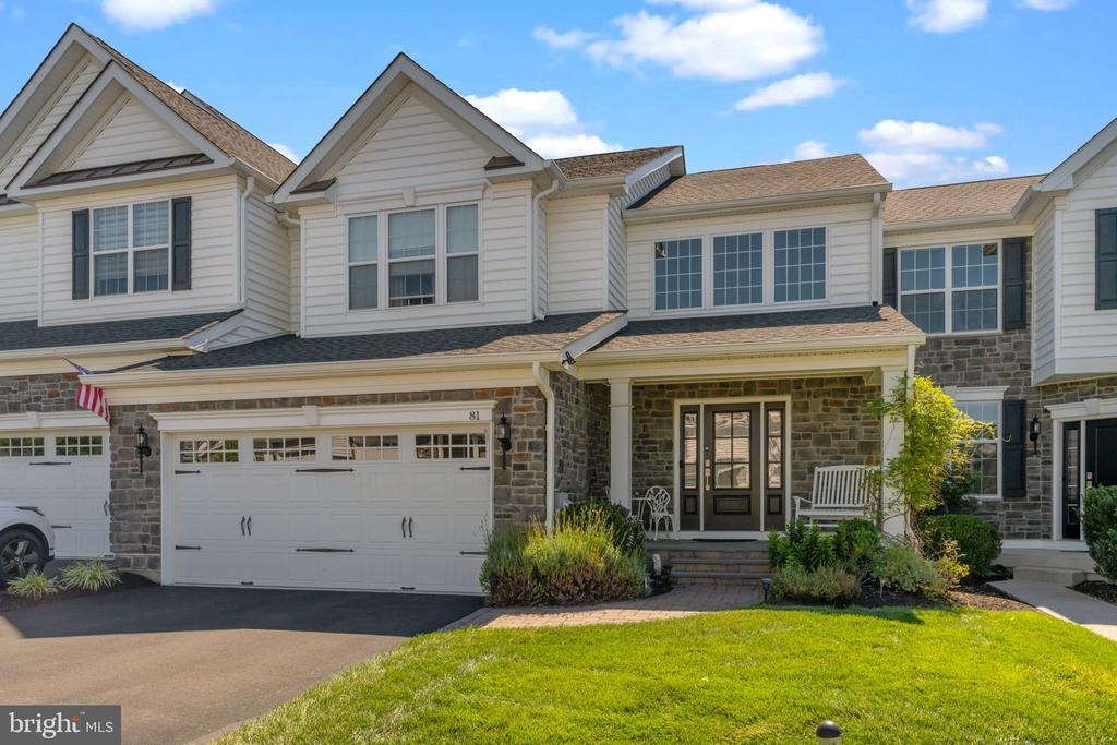 Lavender Dr, Yardley, PA 19067