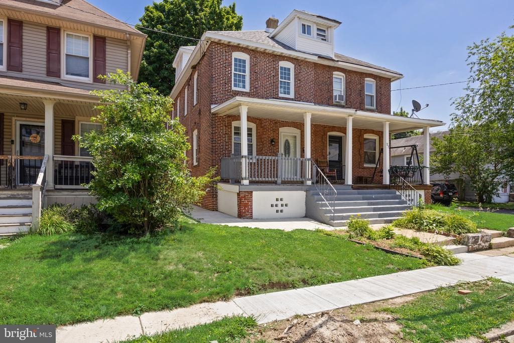 Holly Ave, Maple Shade, NJ 08052 #1