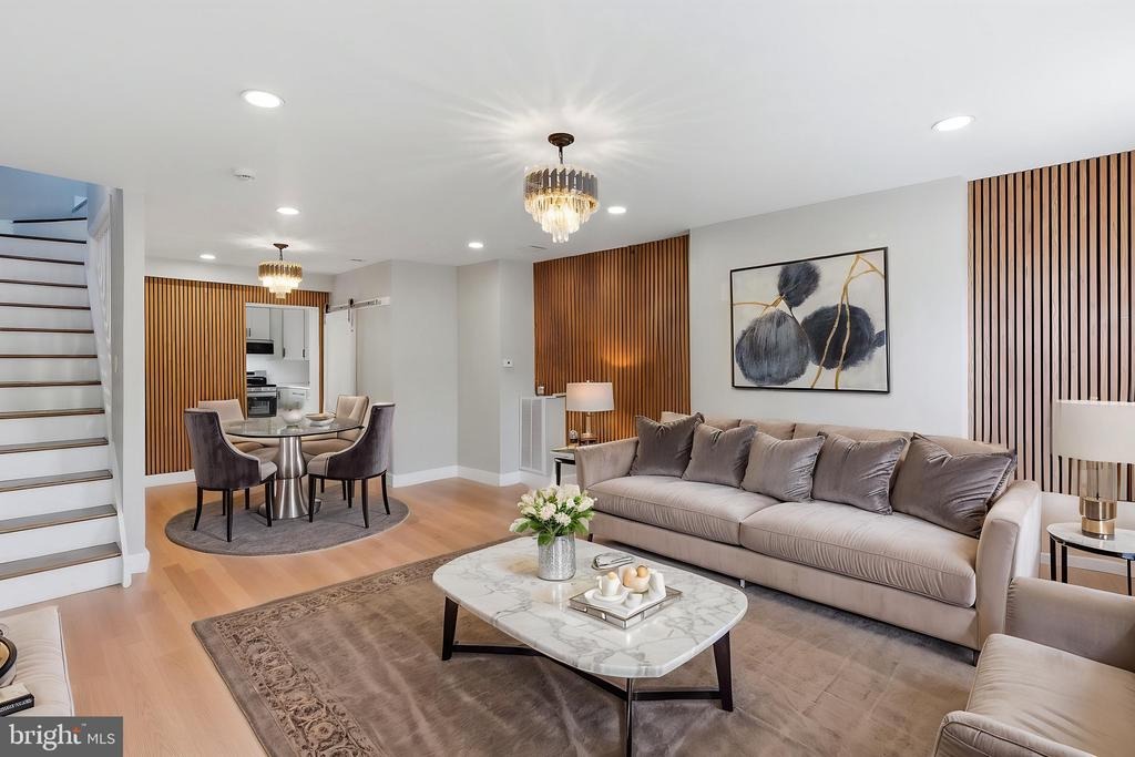 2nd St, Florence, NJ 08518
