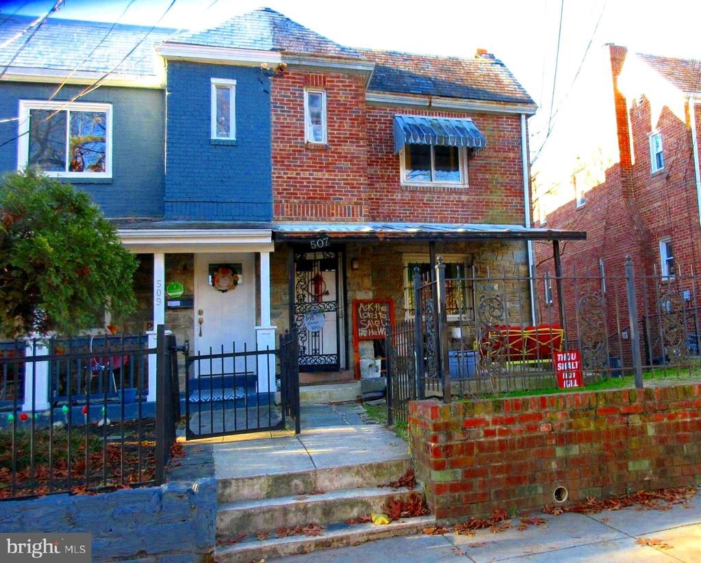Oakwood St, Washington, DC 20032