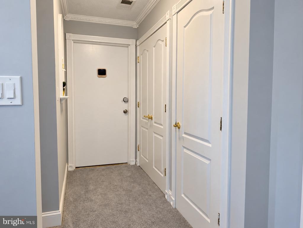 Lassen Ct, Princeton, NJ 08540 #1