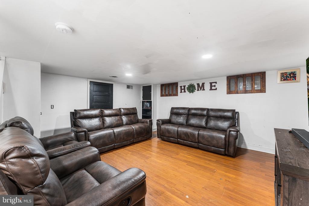 Billings Ave, Paulsboro, NJ 08066 #1