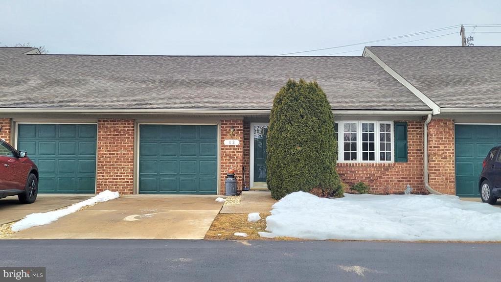 Sunbrook Ln, Hagerstown, MD 21742
