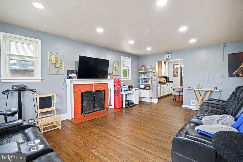 23rd Pkwy, Temple Hills, MD 20748