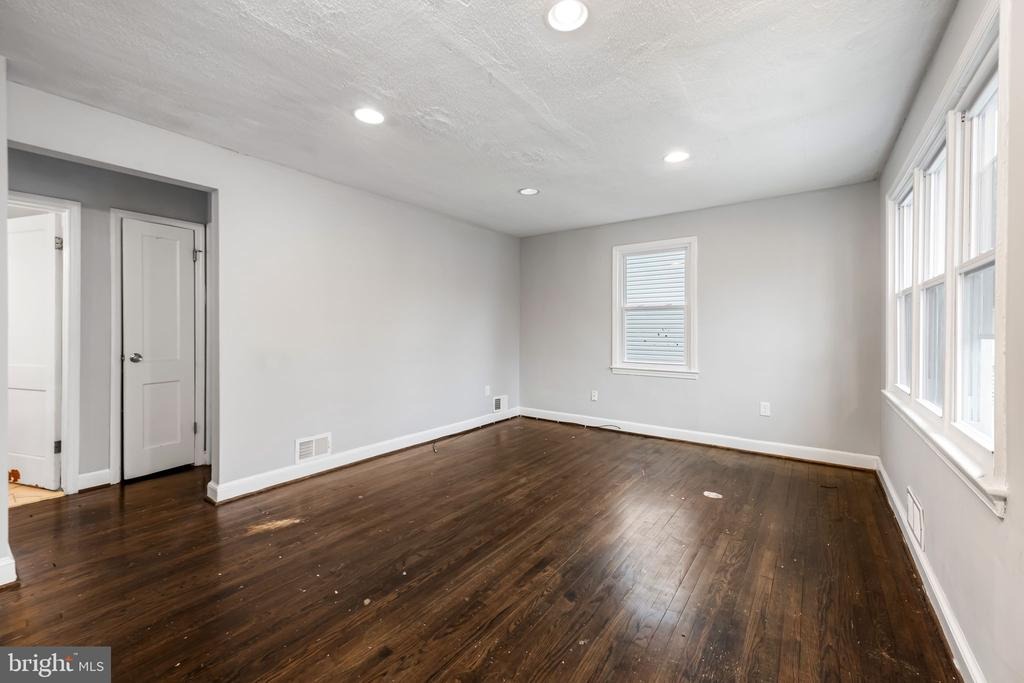 Zelma Ave, Capitol Heights, MD 20743 #1