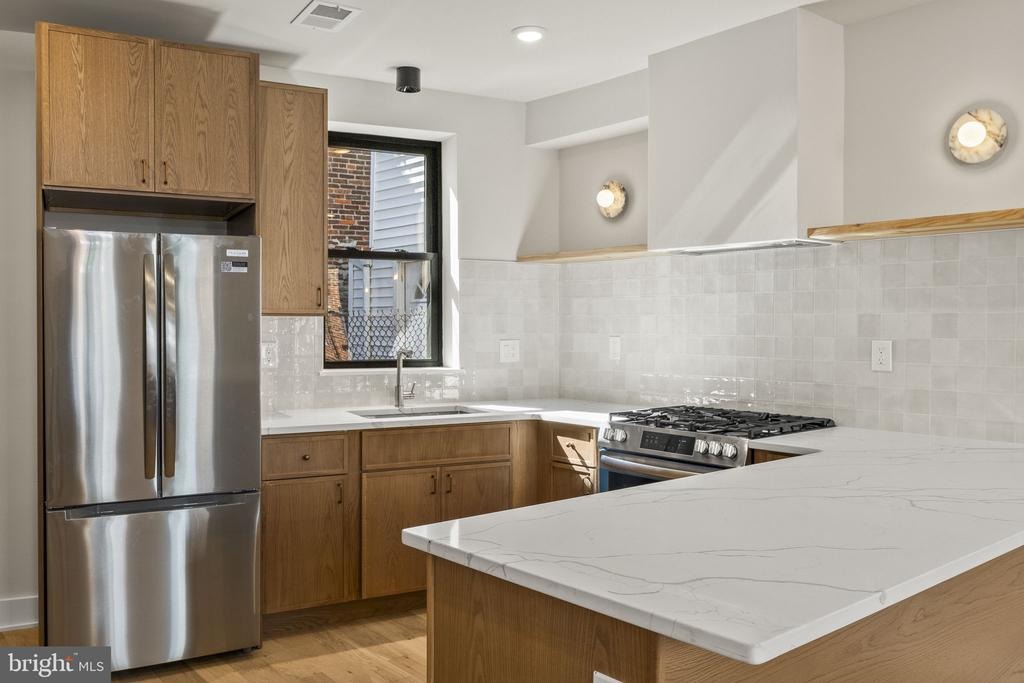 Sigel St, Philadelphia, PA 19148 #1