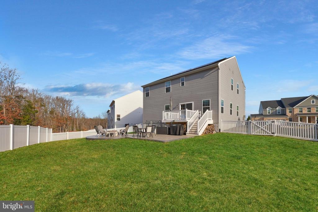 Birch Leaf Cir, Fredericksburg, VA 22407