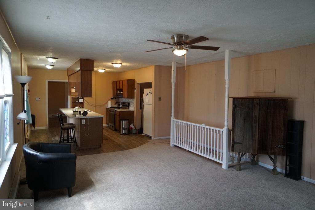 Spruce St, Franklin, WV 26807