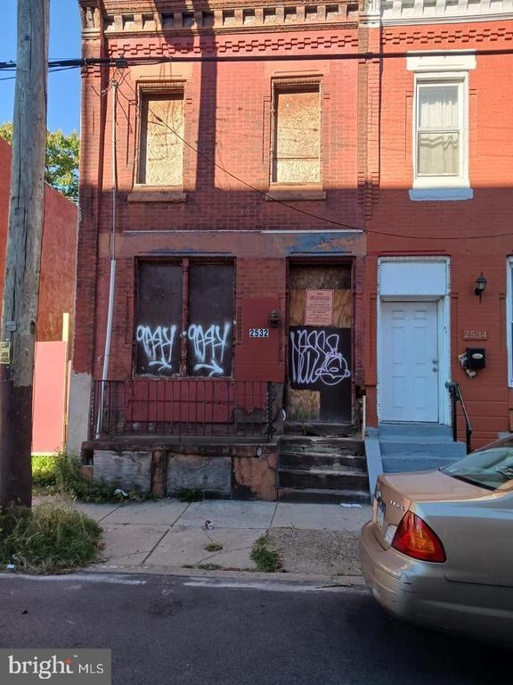 16th St, Philadelphia, PA 19132