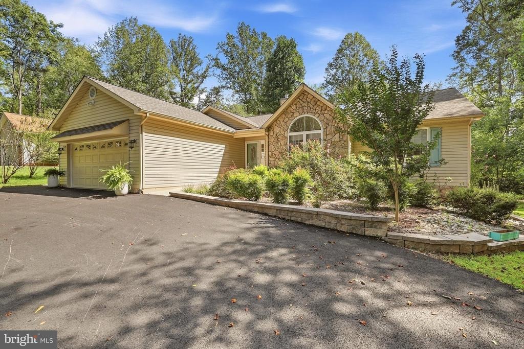 Stratford Cir, Locust Grove, VA 22508 #1
