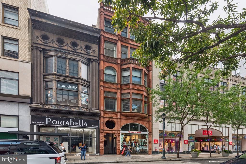 Chestnut St, Philadelphia, PA 19103 #1