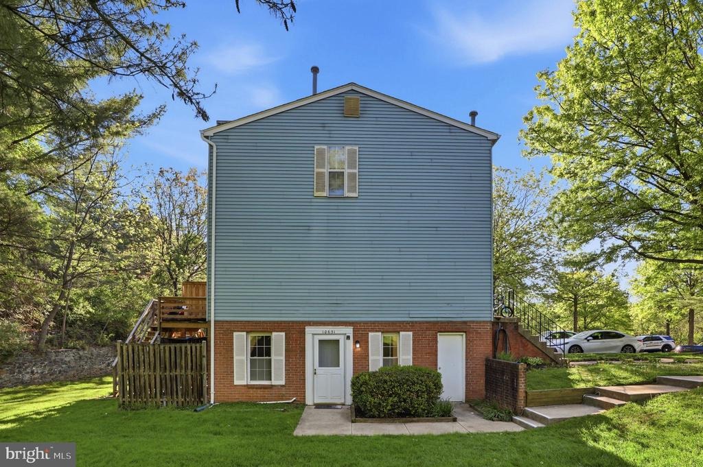 Shasta Ct, Damascus, MD 20872