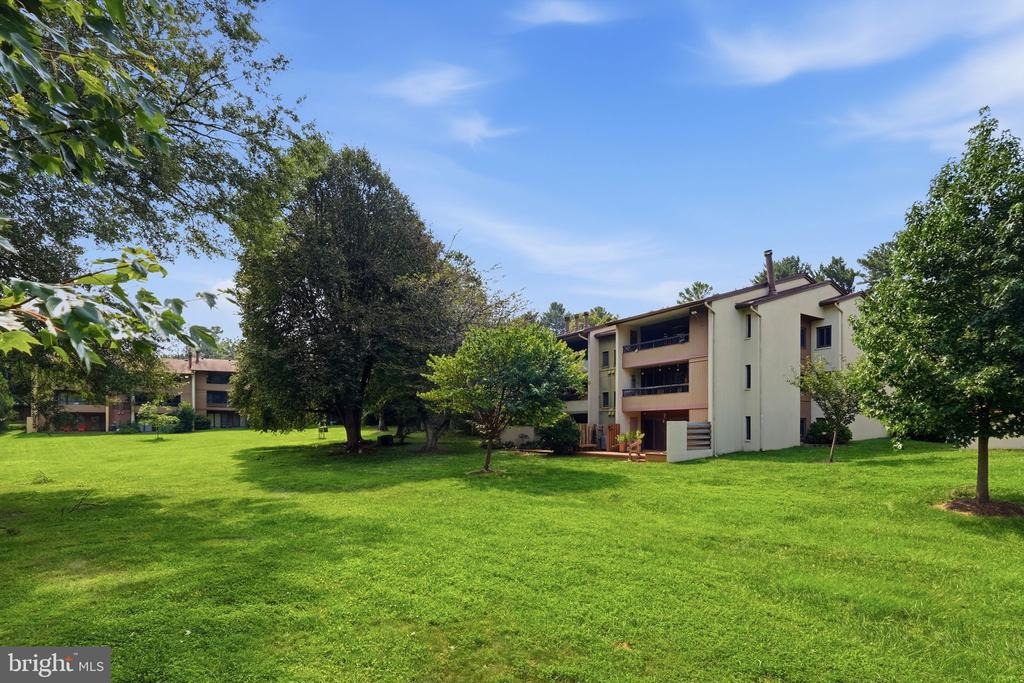 Harpers Farm Rd, Columbia, MD 21044