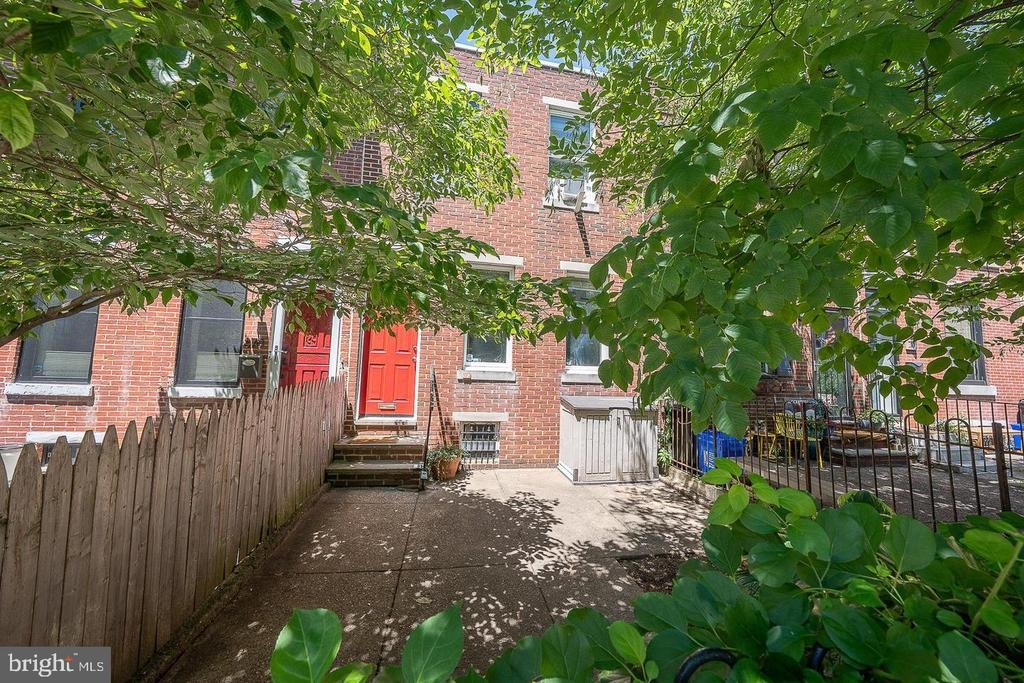Lecount St, Philadelphia, PA 19130 #1