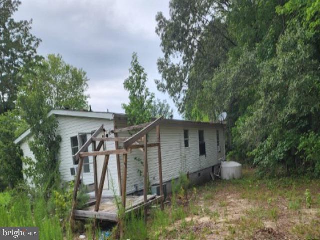 Dutton Rd, North, VA 23128 #1