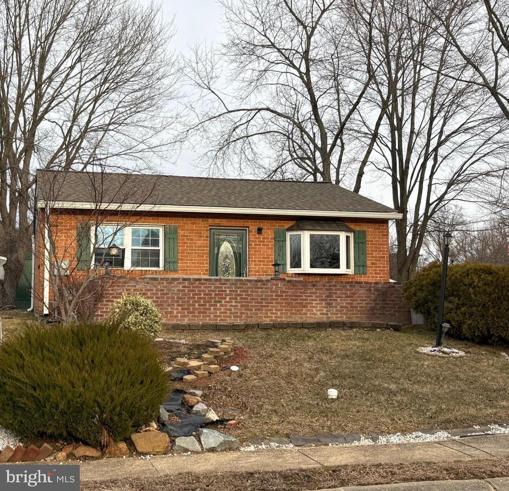 Poe Way, Newark, DE 19702 #1