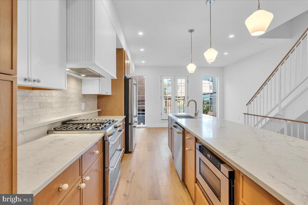 17th St, Philadelphia, PA 19146 #1