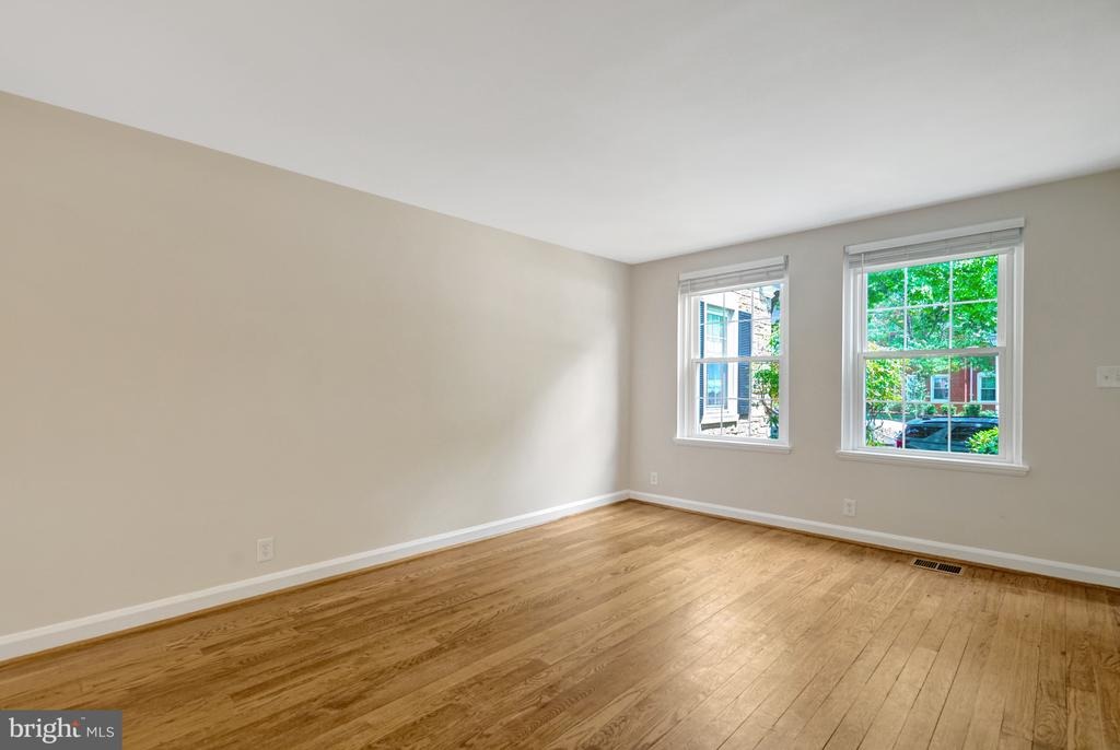 Wakefield St, Arlington, VA 22206