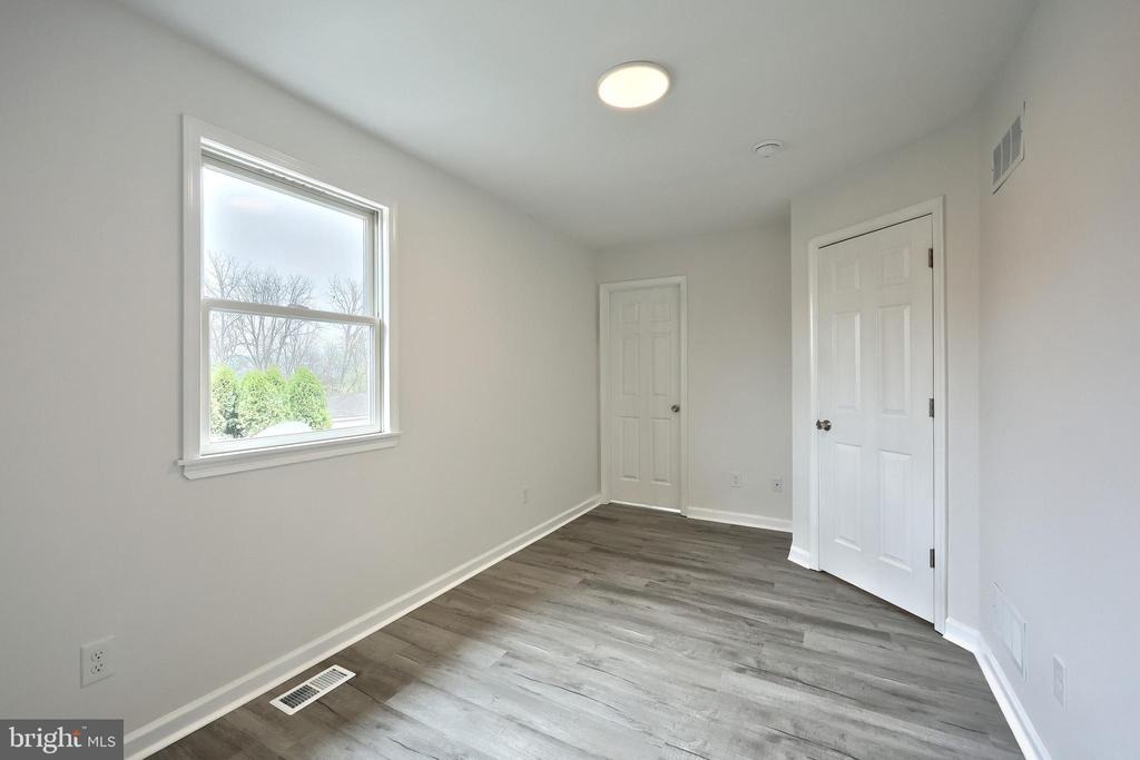 Springbrook Ct, Hanover, PA 17331 #1