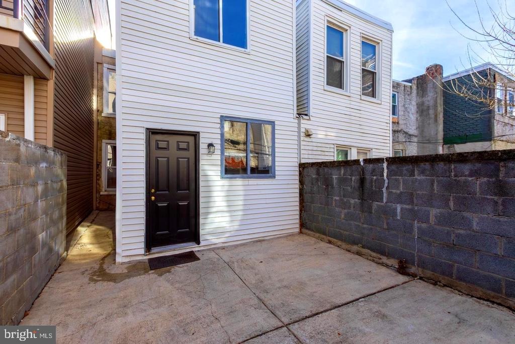 Reed St, Philadelphia, PA 19146 #1
