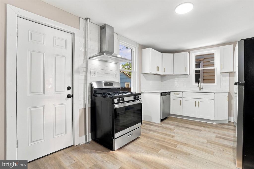 Cook Ave, Trenton, NJ 08629 #1