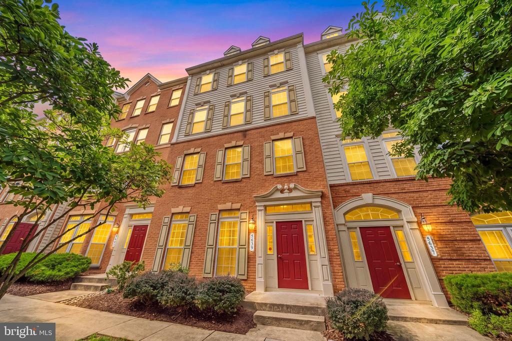 Harrington Falls Ln, Alexandria, VA 22312 #1
