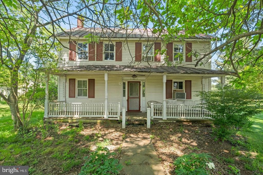 Graves Ln, Ashburn, VA 20147 #1