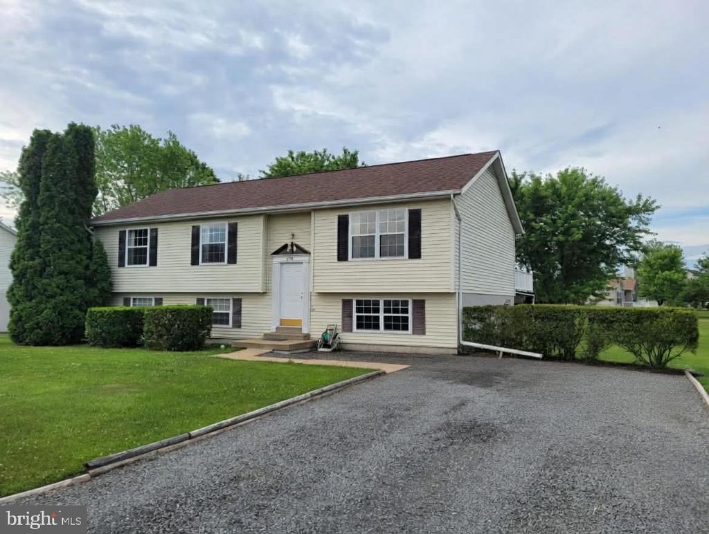 Maplewood Dr, Bealeton, VA 22712 #1