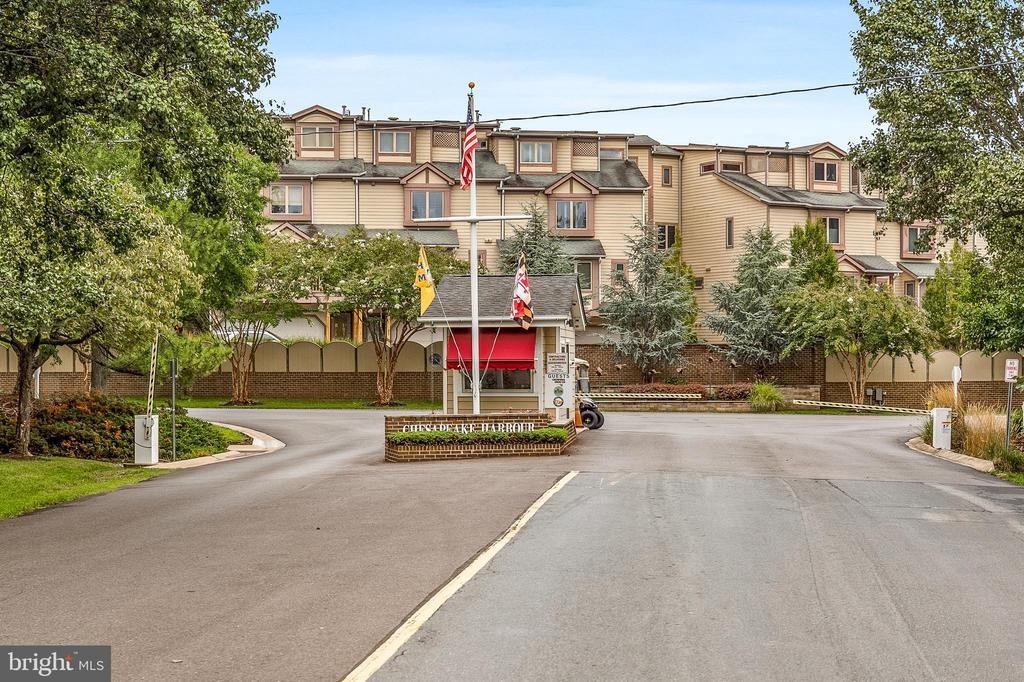Quay Village Ct, Annapolis, MD 21403