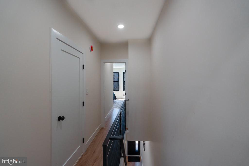 Corlies St, Philadelphia, PA 19121