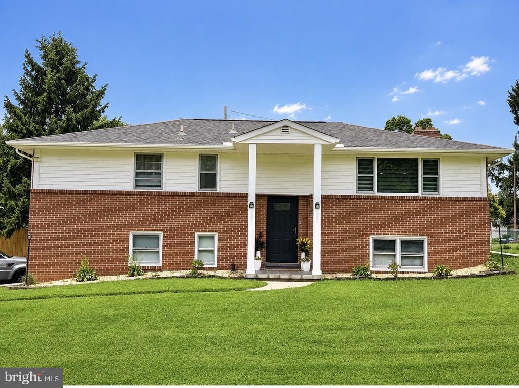 Appleford Way, York, PA 17402