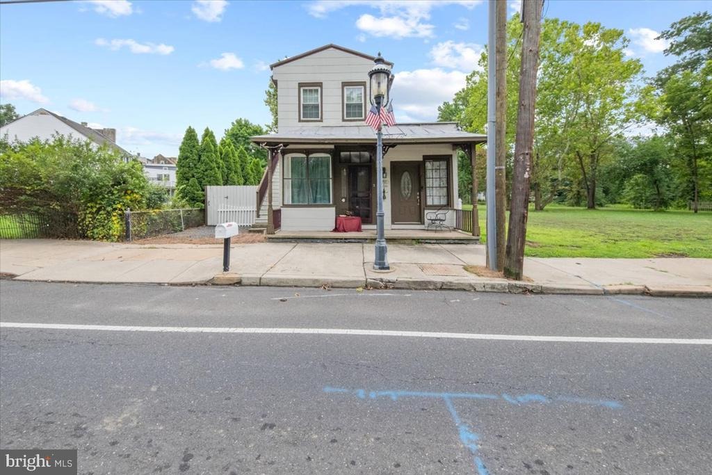 Mill St, Southampton, NJ 08088