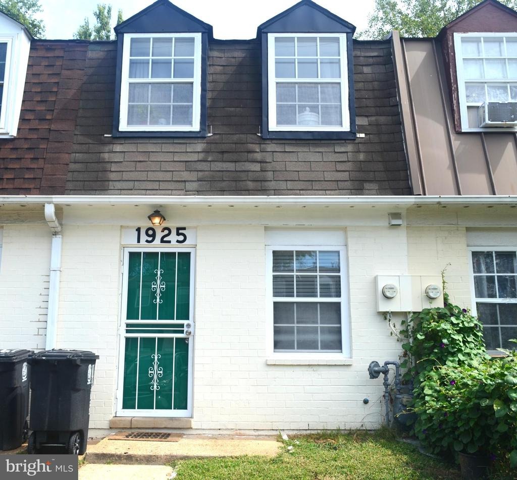 Dutch Village Dr, Hyattsville, MD 20785