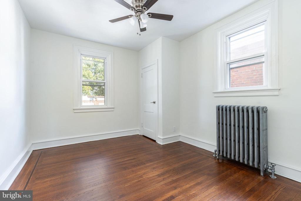 Akron St, Philadelphia, PA 19124 #1