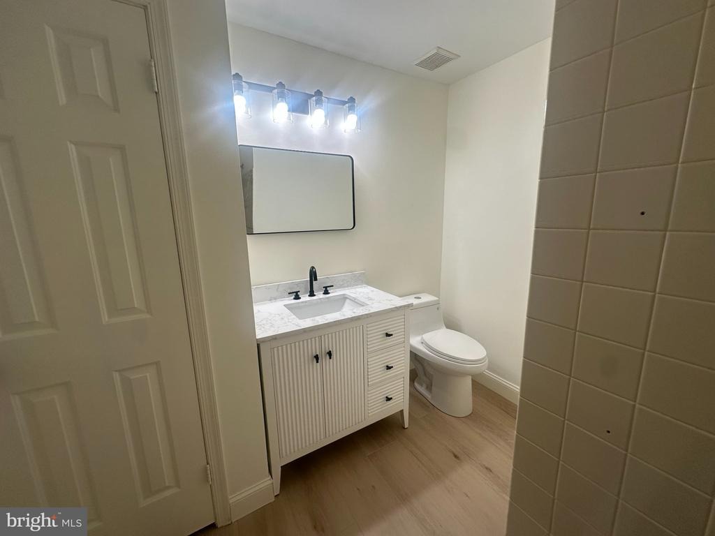 Brookhaven Dr, Yardley, PA 19067 #1