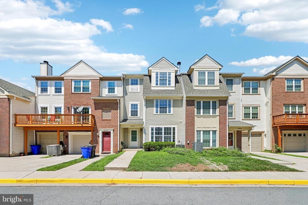 Warren Way, Frederick, MD 21701