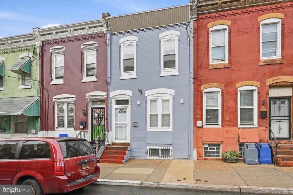 17th St, Philadelphia, PA 19132