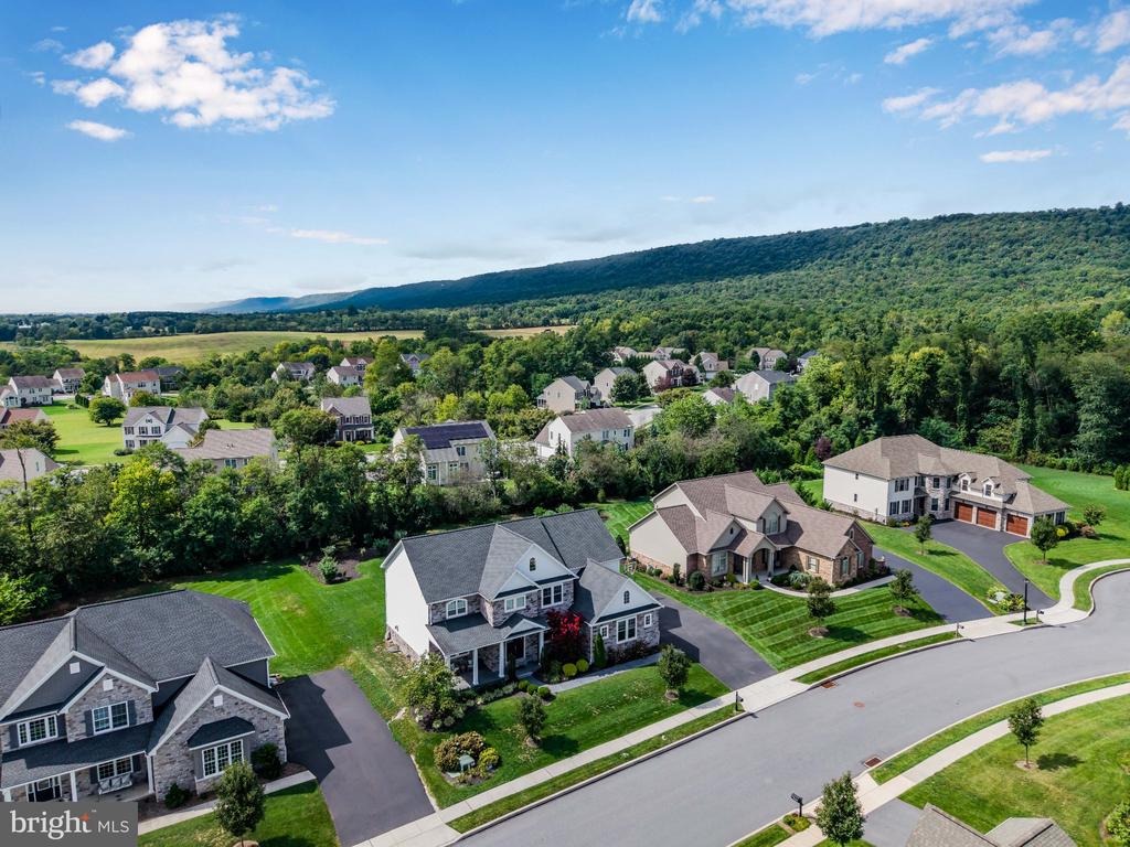 Lehman Ct, Enola, PA 17025
