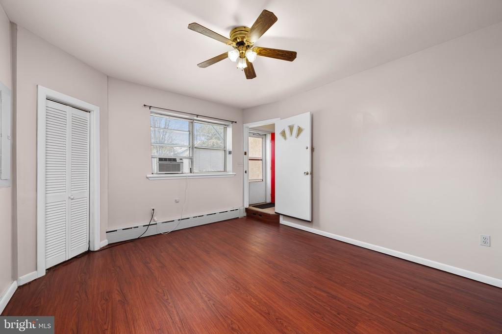 Silverwood St, Philadelphia, PA 19128 #1