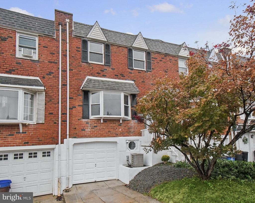 Wyndom Rd, Philadelphia, PA 19154