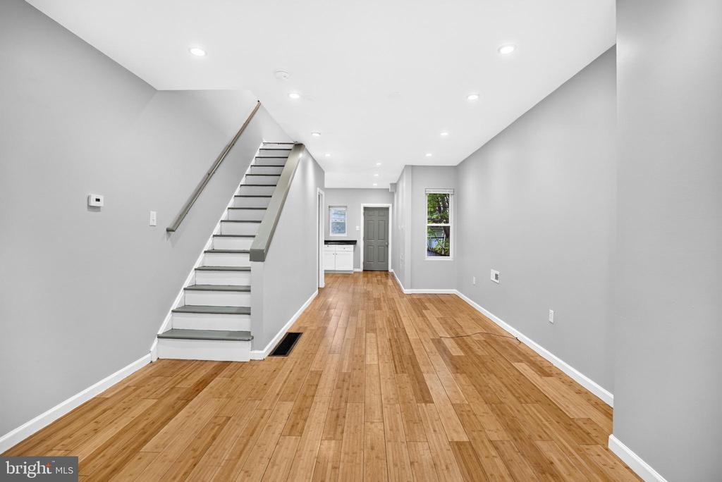 Paxon St, Philadelphia, PA 19131