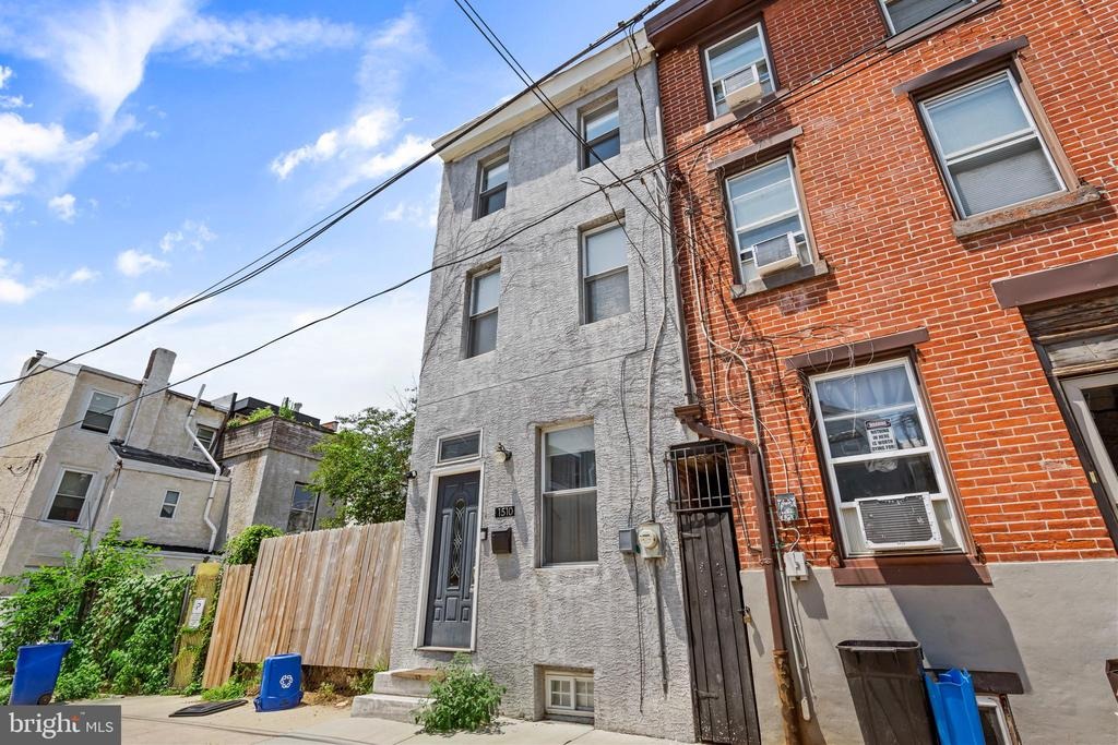 Leithgow St, Philadelphia, PA 19122
