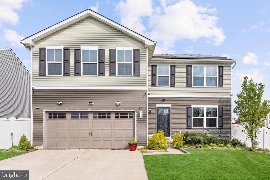 Ciseley Dr, Sicklerville, NJ 08081