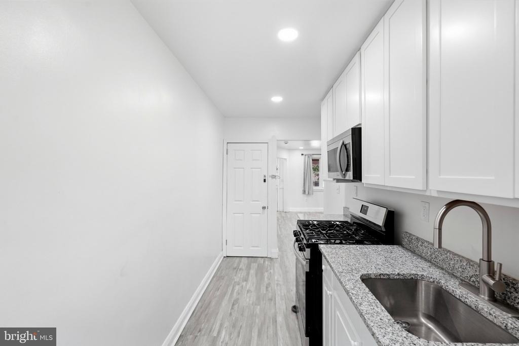 8th St, Brooklyn, MD 21225 #1